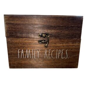 Rae Dunn "Family Recipes" wooden box